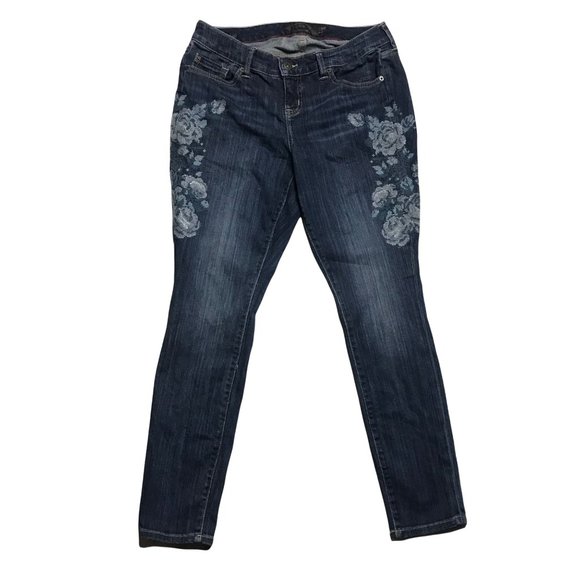 Torrid floral embroidered skinny Jeans 12R - Picture 2 of 9